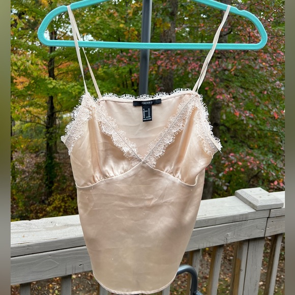 Lace Top - Picture 1 of 3